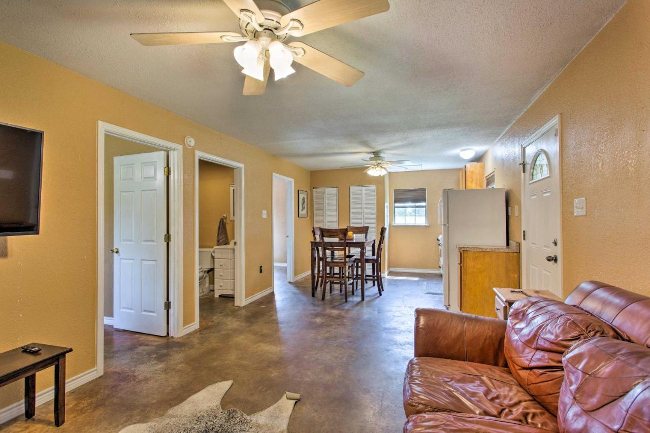 Texas Cabin On 130 Acres Walk To Lake Ray Roberts Collinsville Экстерьер фото